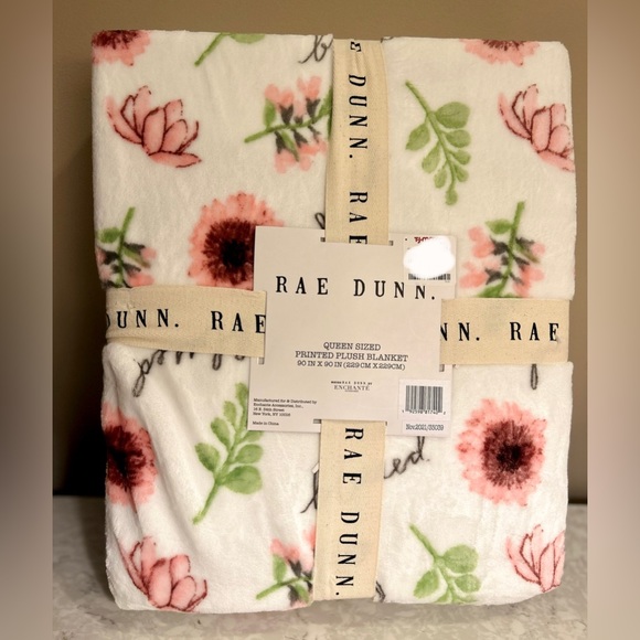 Rae Dunn Bedding Rae Dunn Blessed Spring Floral Queen Blanket